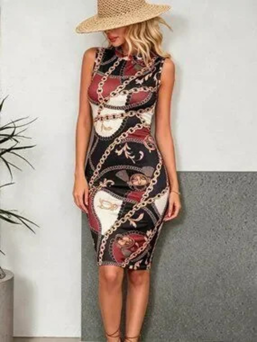 Sleeveless Chain Print Bodycon Dress - Picture 2 of 6